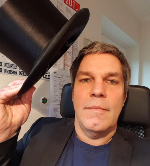Dr. Lorenz Steinke